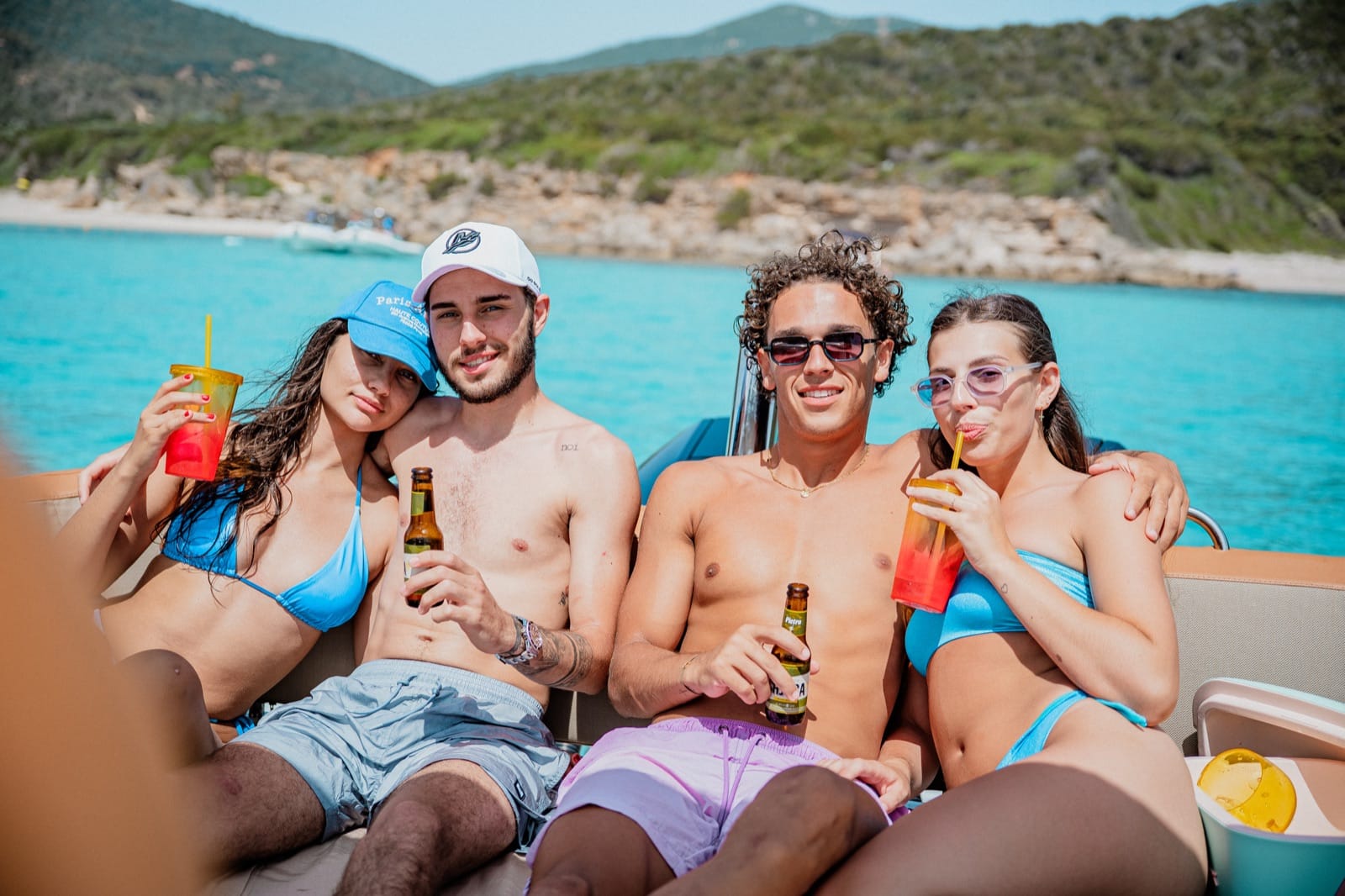 Baignade et loisirs en mer près de Propriano